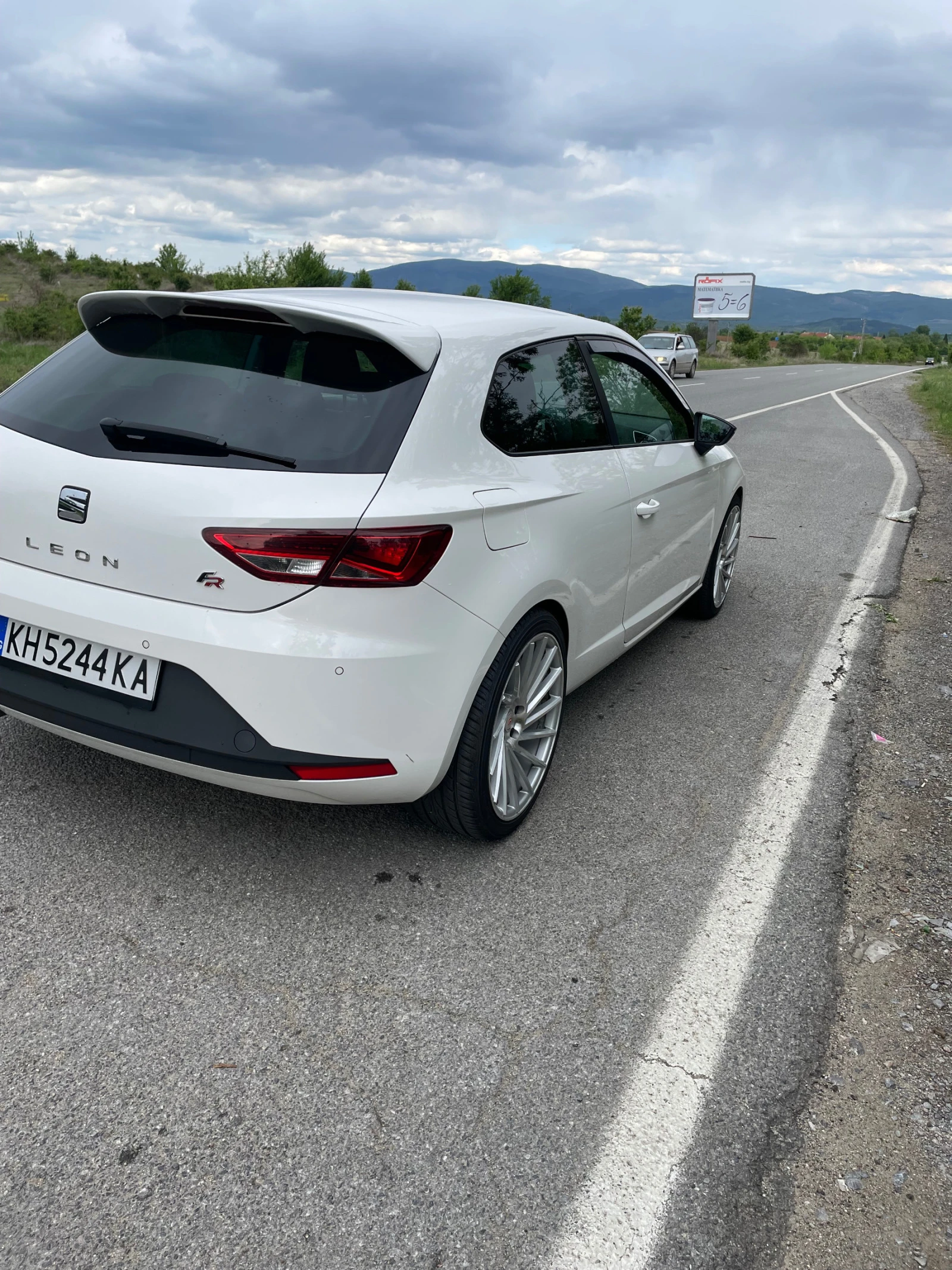 Seat Leon 2.0TDI - изображение 5