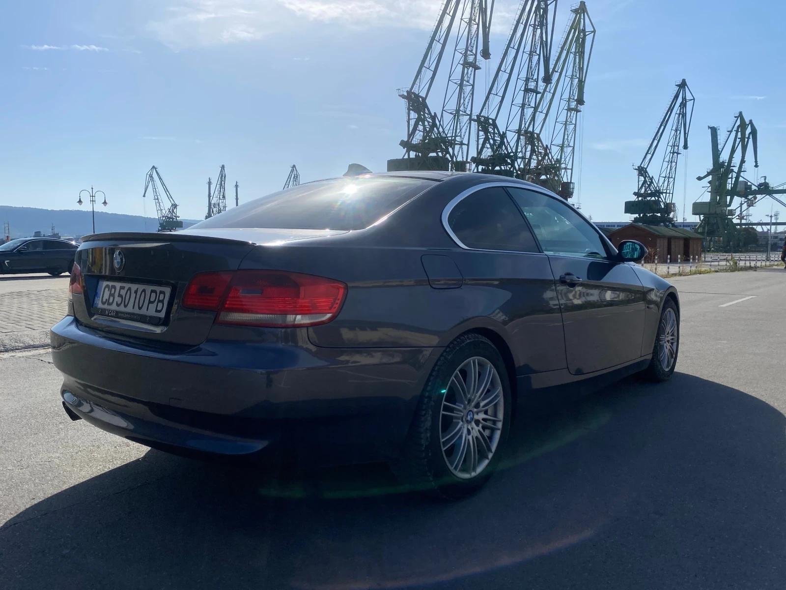 BMW 330  - изображение 8