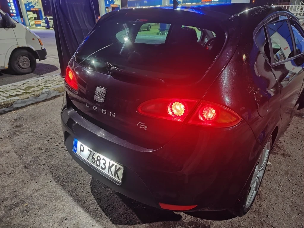 Seat Leon 2.0 TDI FR - изображение 4