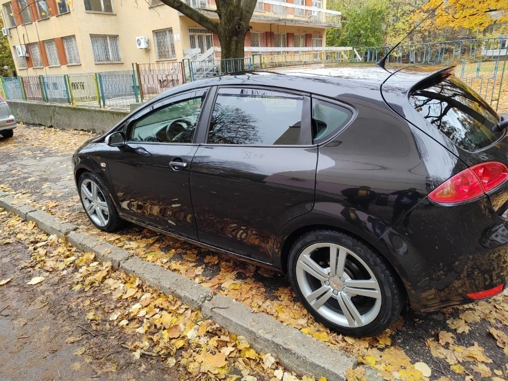 Seat Leon 2.0 TDI FR - изображение 10