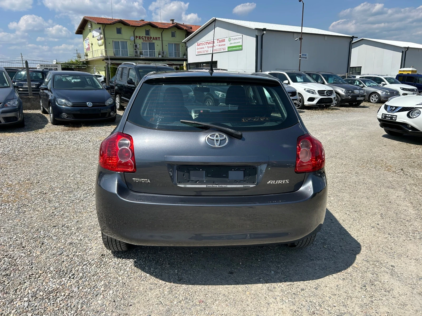 Toyota Auris 1.6i 124k.c PERFEKT - изображение 6