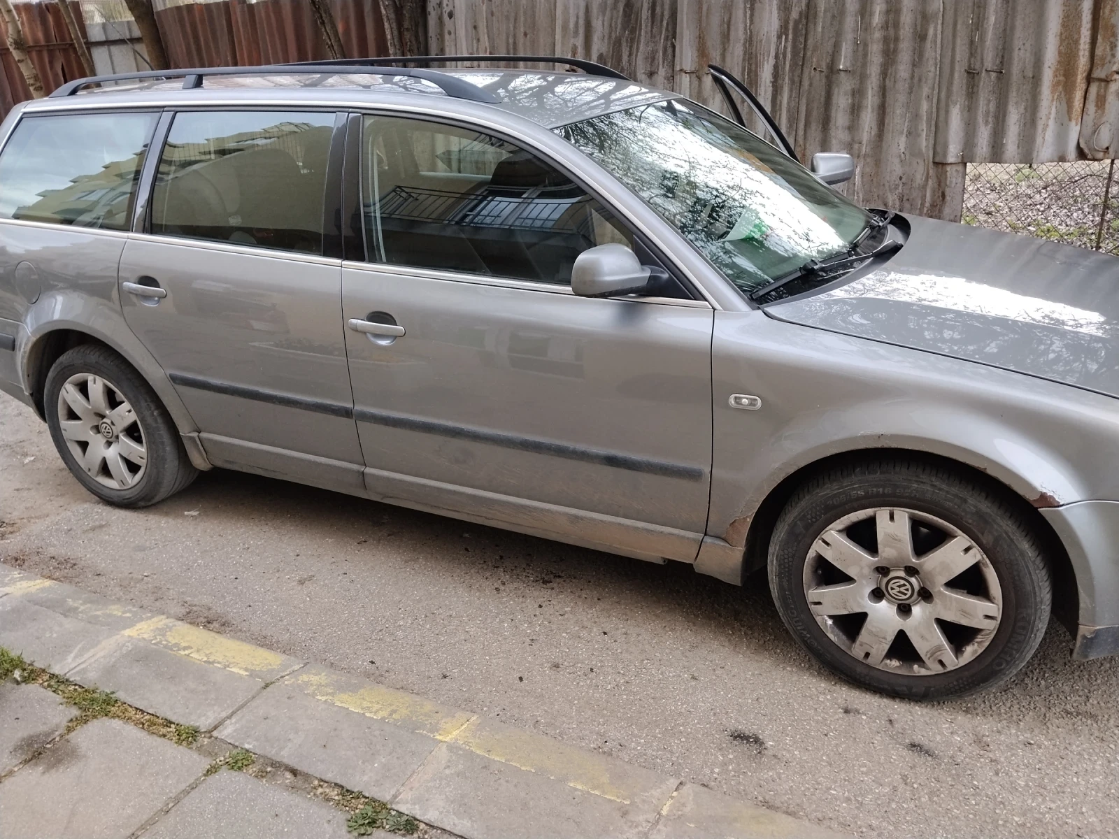 VW Passat, снимка 3 - Автомобили и джипове - 53178634