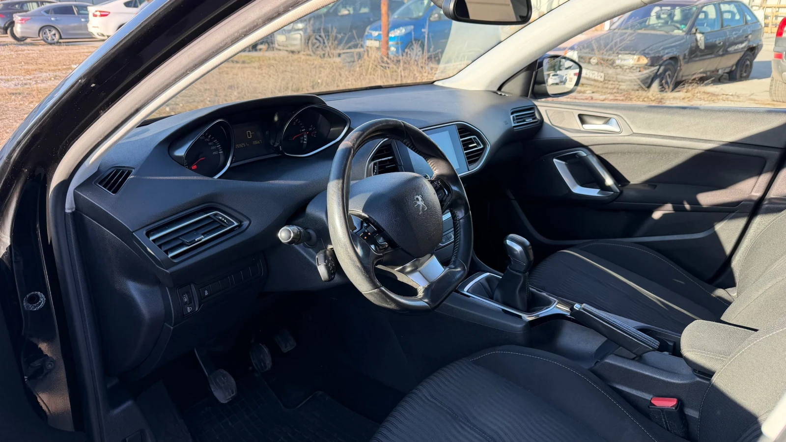 Peugeot 308 SW Реални км, снимка 7 - Автомобили и джипове - 53715616