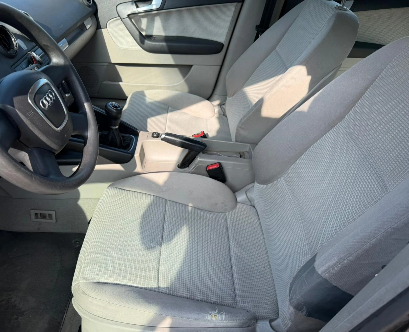 Mini One 1.4i75ксА/С, снимка 12 - Автомобили и джипове - 53897930