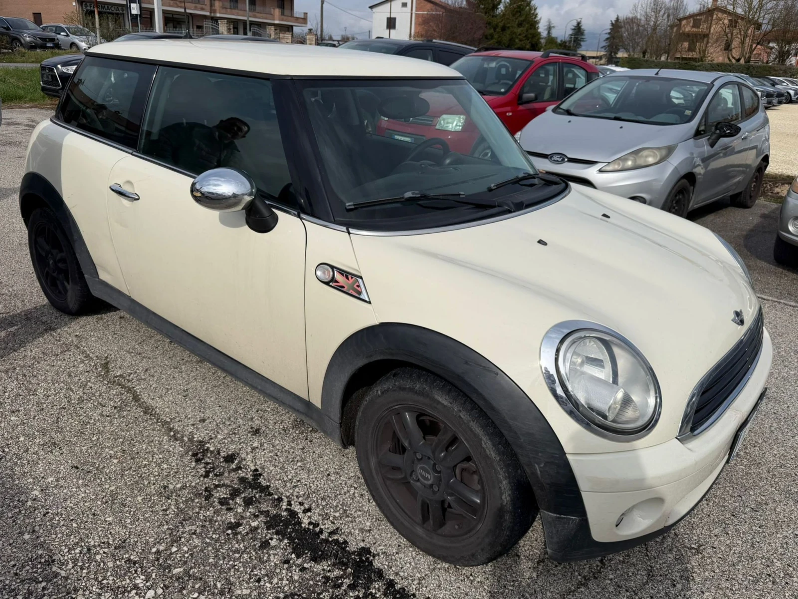 Mini One 1.4i75ксА/С, снимка 8 - Автомобили и джипове - 53897930