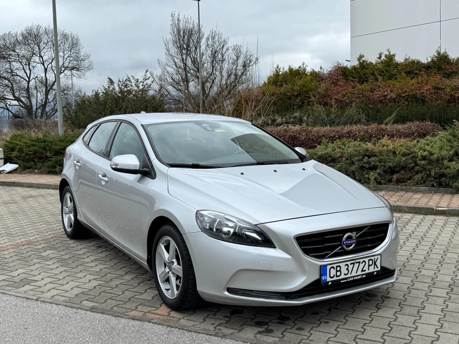 Volvo V40 1.6-D, снимка 2 - Автомобили и джипове - 53951731
