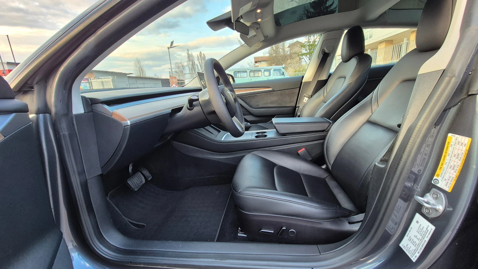 Tesla Model 3 Long range 4x4, снимка 9 - Автомобили и джипове - 53990538