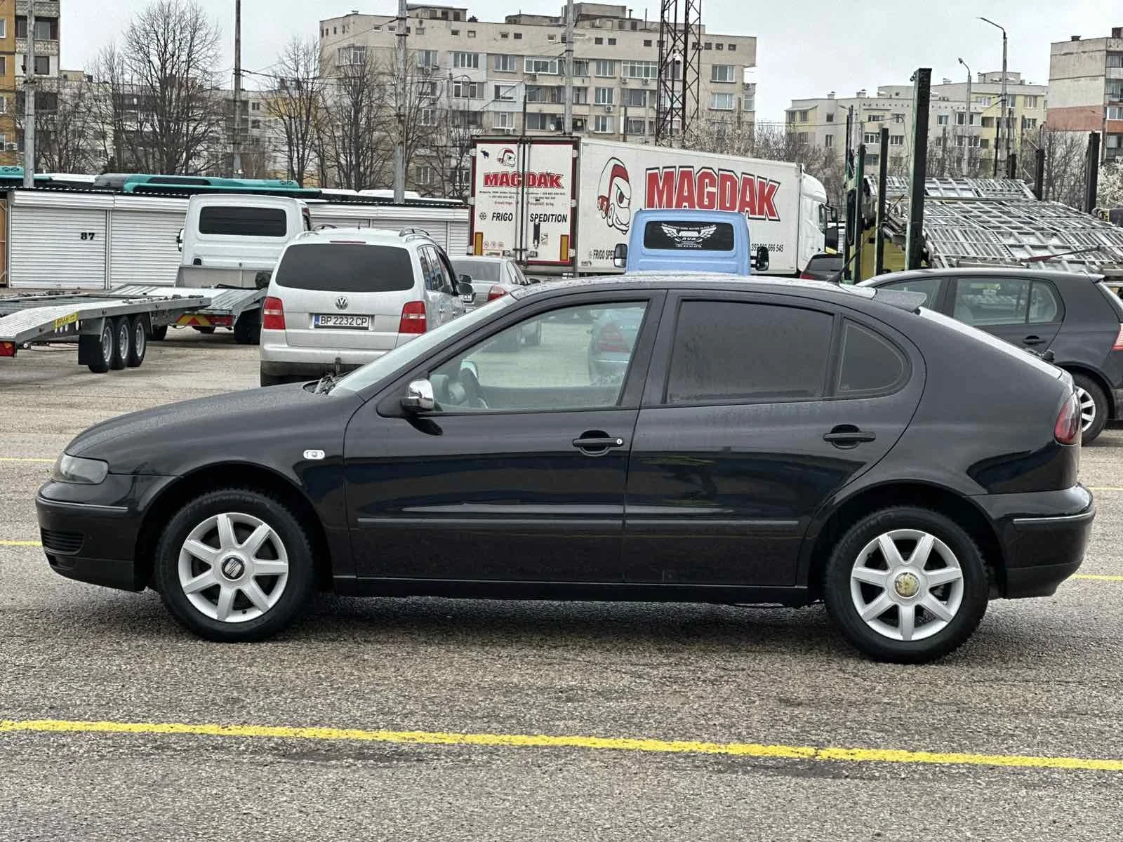 Seat Leon, снимка 2 - Автомобили и джипове - 54086153