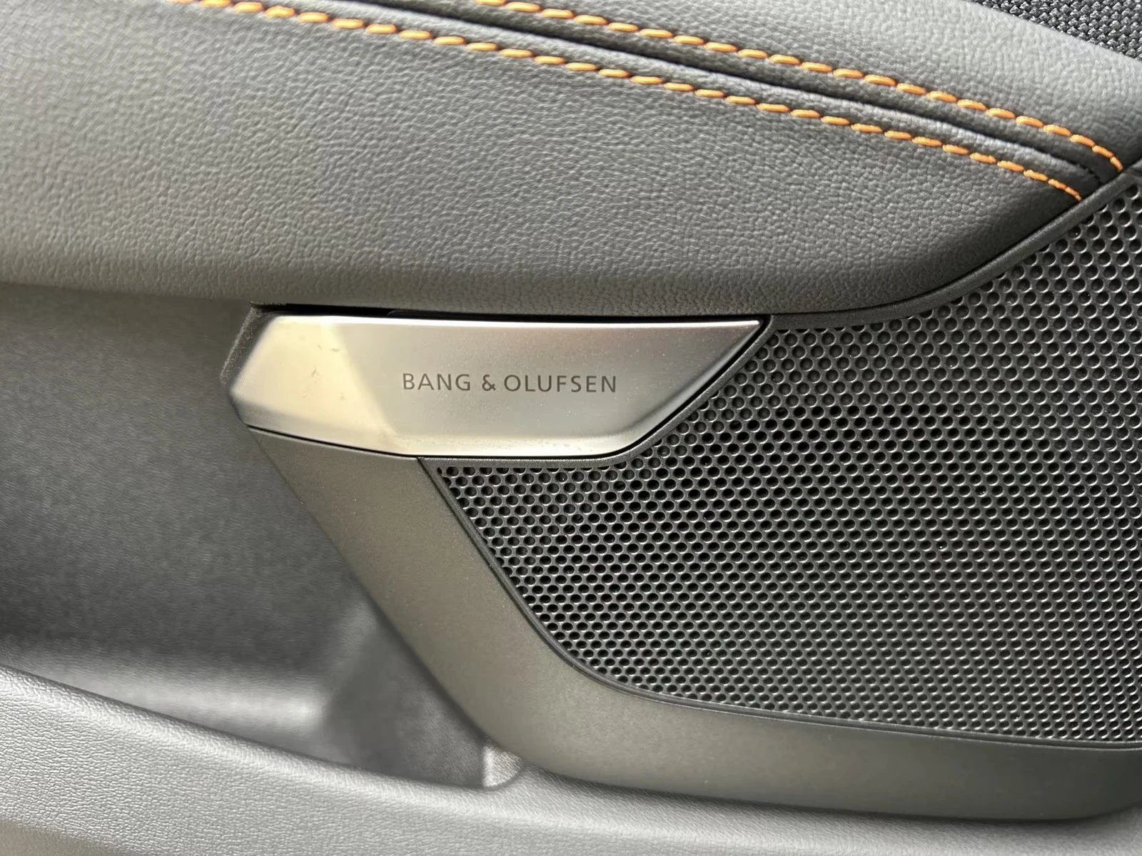 Audi E-Tron GT S FACELIFT B&O PANORAMA 360-CAMERA, снимка 11 - Автомобили и джипове - 54128328