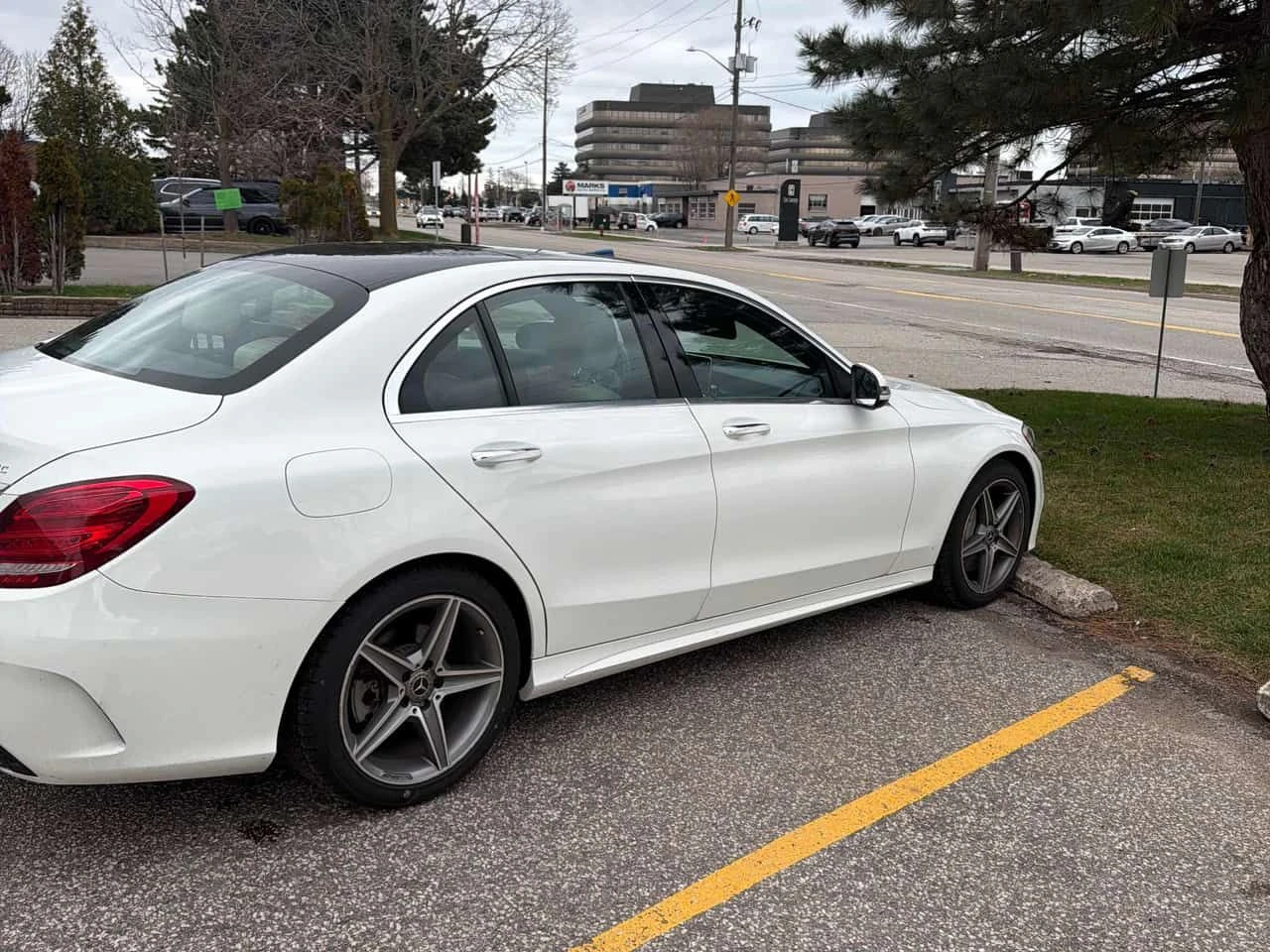 Mercedes-Benz C 300 * CARFAX * AMG PACK * ПОДГРЕВИ * ШИБИДАХ * , снимка 3 - Автомобили и джипове - 54448851