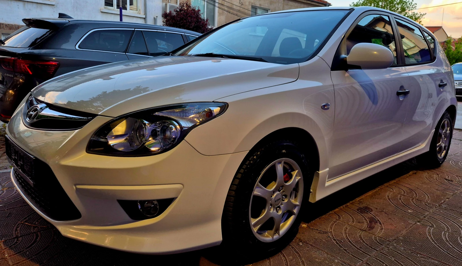 Hyundai I30 1.4i-FACE-LIFT-верига, снимка 5 - Автомобили и джипове - 54512887