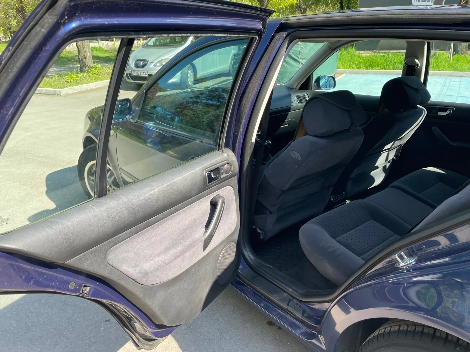 VW Golf, снимка 13 - Автомобили и джипове - 54638201