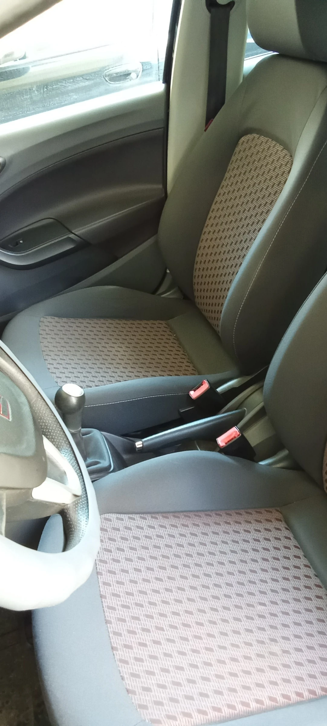 Seat Ibiza, снимка 10 - Автомобили и джипове - 54710928