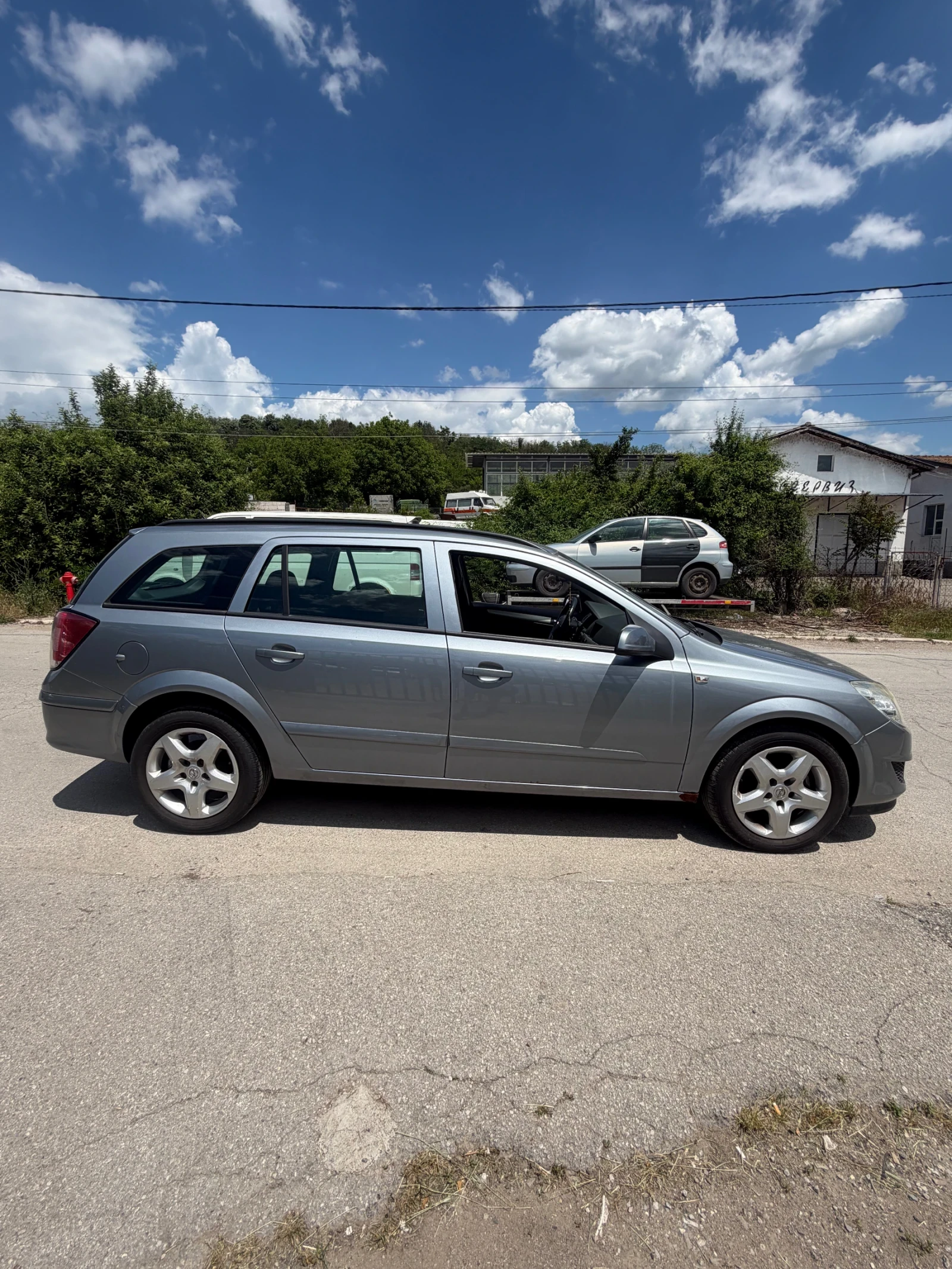 Opel Astra 1.7d 110кс фейс , снимка 4 - Автомобили и джипове - 54726980