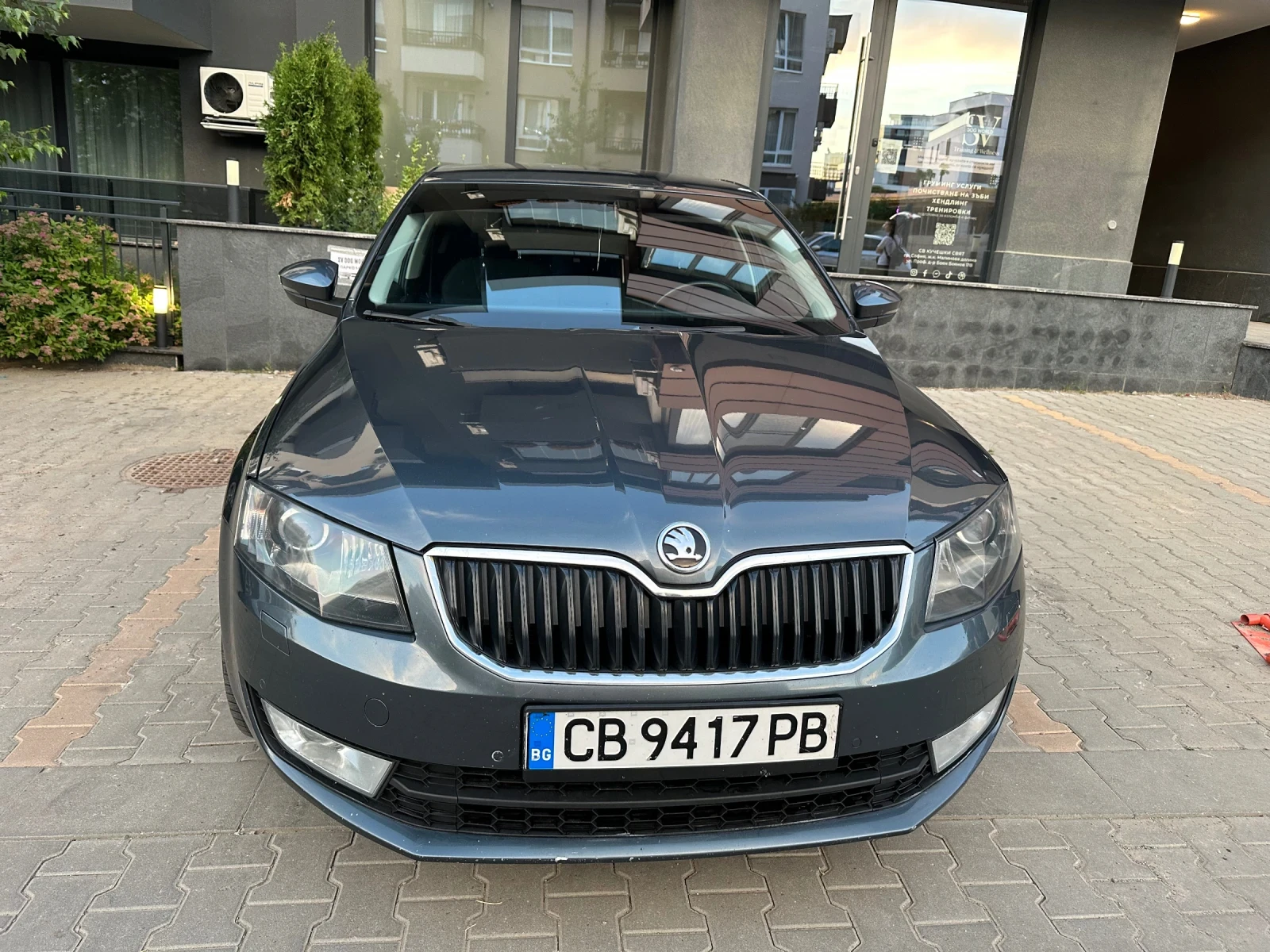 Skoda Octavia 2.0. Автоматик, снимка 8 - Автомобили и джипове - 54983017