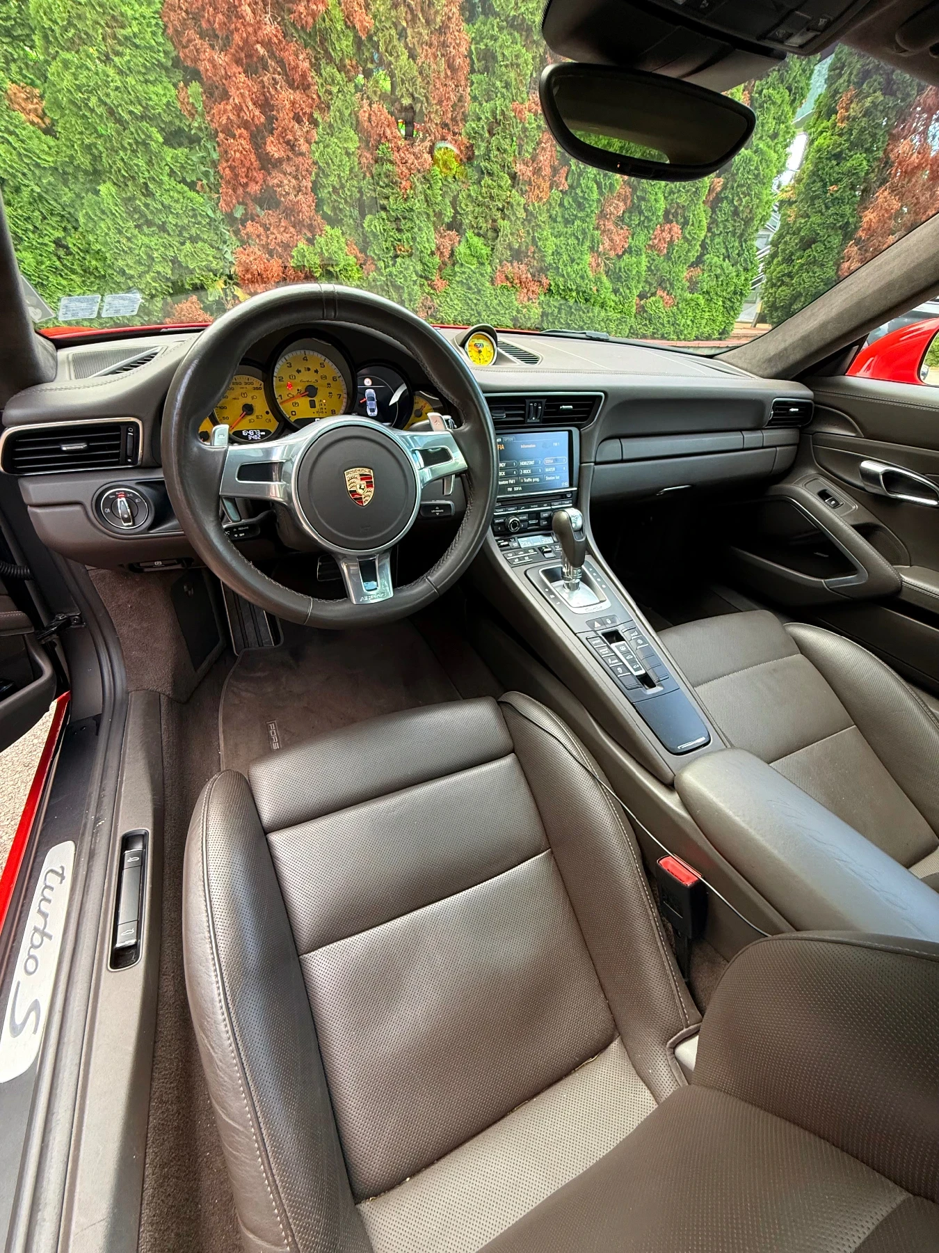 Porsche 911 Turbo S Ceramic/Bose/PanoramaApproved 12.2027, снимка 9 - Автомобили и джипове - 55040128