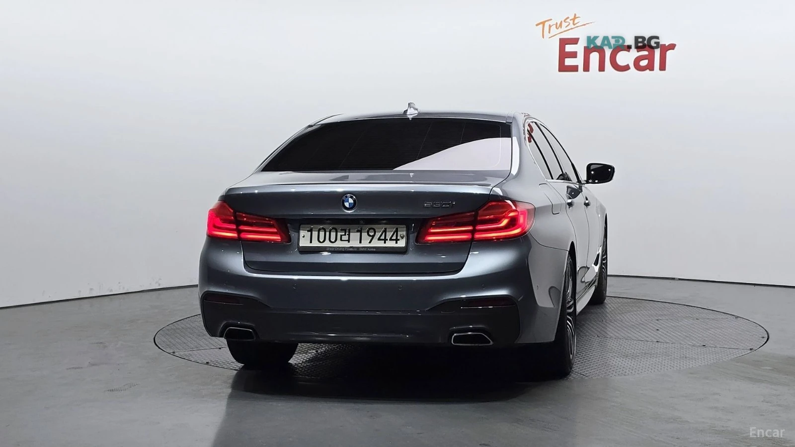BMW 530 * FULL* M PACK* 360* Ambient Light* Head-up* , снимка 3 - Автомобили и джипове - 55404779