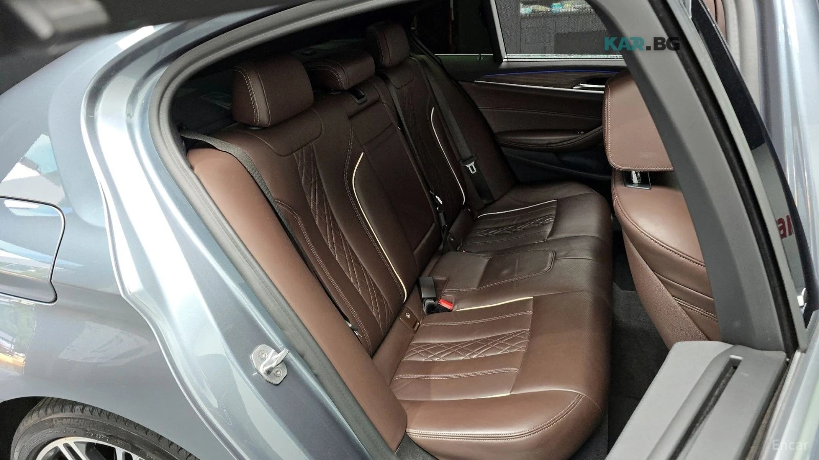 BMW 530 * FULL* M PACK* 360* Ambient Light* Head-up* , снимка 10 - Автомобили и джипове - 55404779