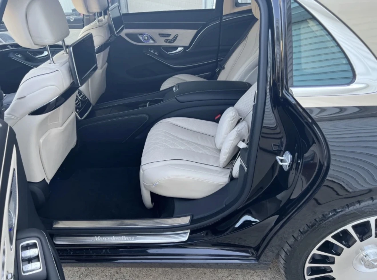Maybach 650 V12 PULLMAN, снимка 7 - Автомобили и джипове - 55440045