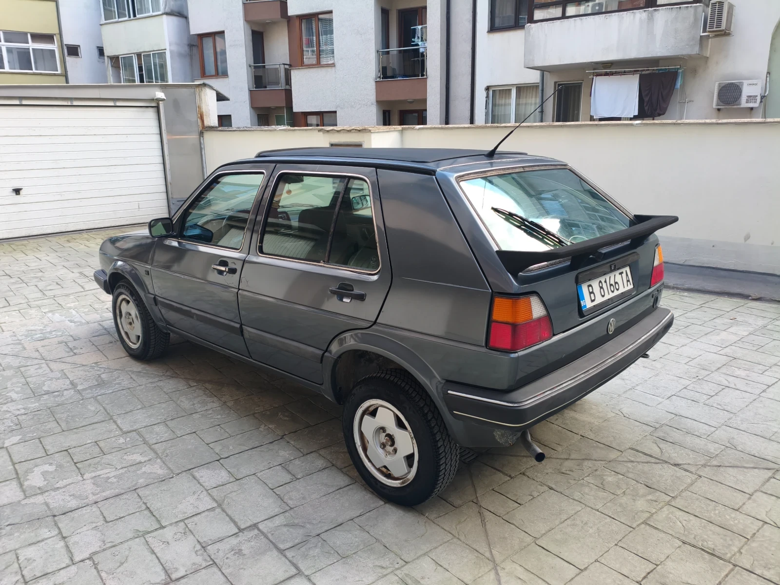 VW Golf, снимка 3 - Автомобили и джипове - 55666374