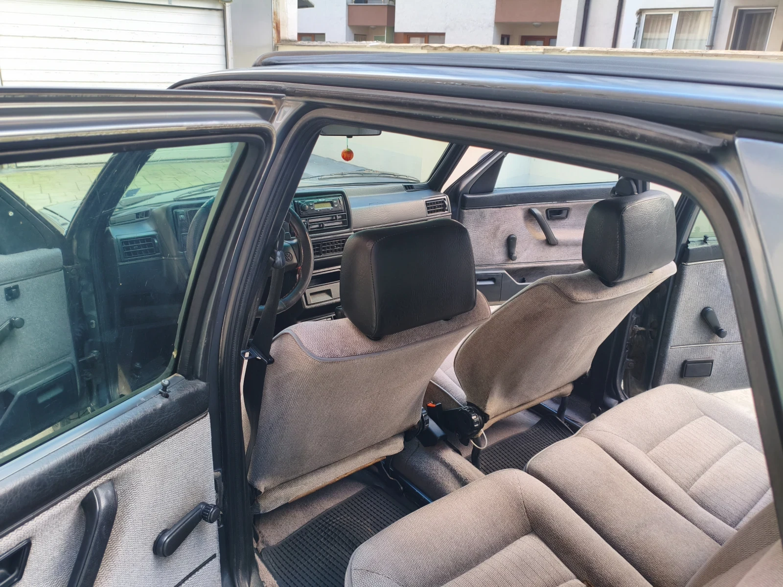 VW Golf, снимка 17 - Автомобили и джипове - 55666374