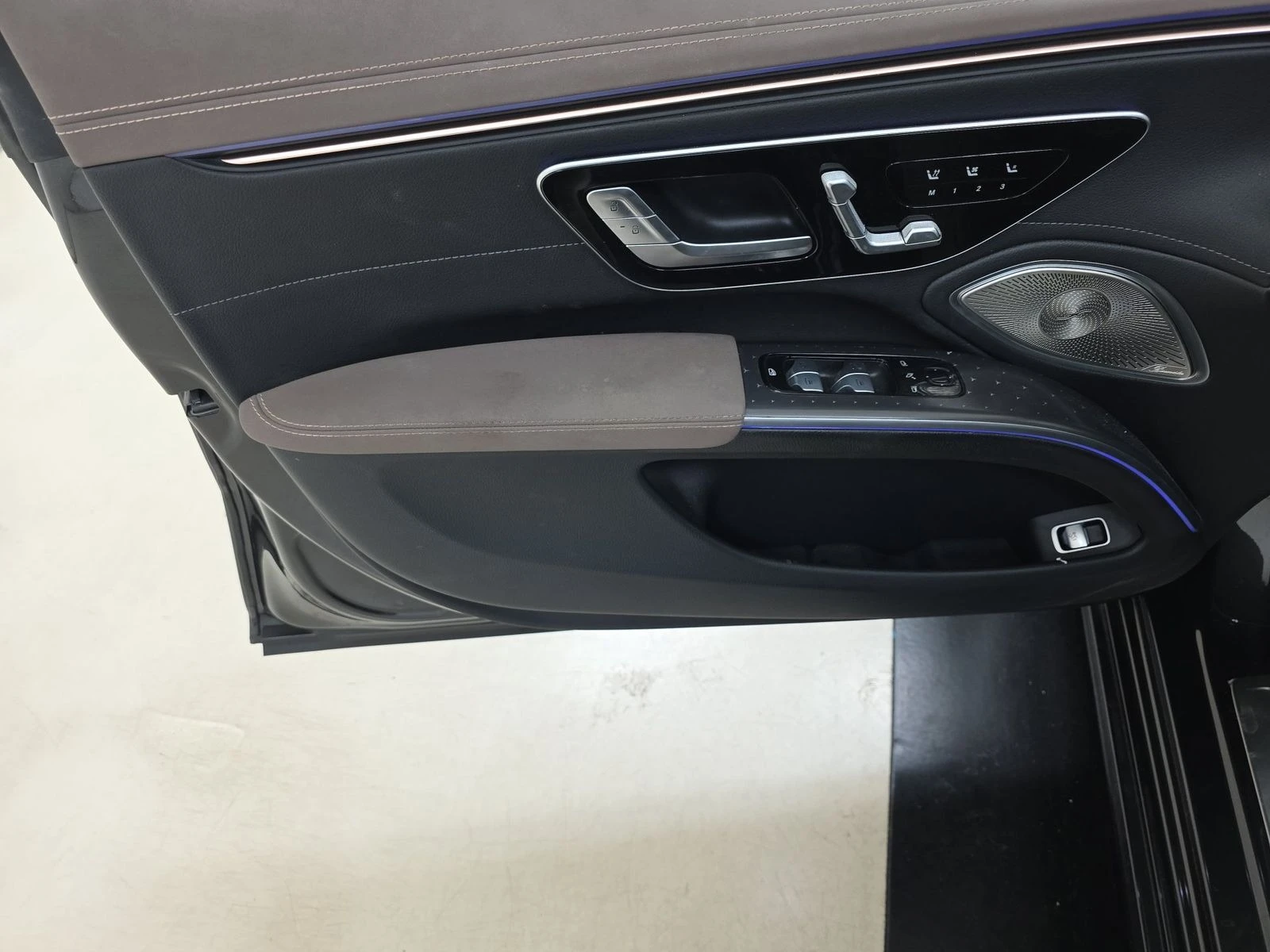 Mercedes-Benz EQS 450+  | Mobile.bg � ����������� 7