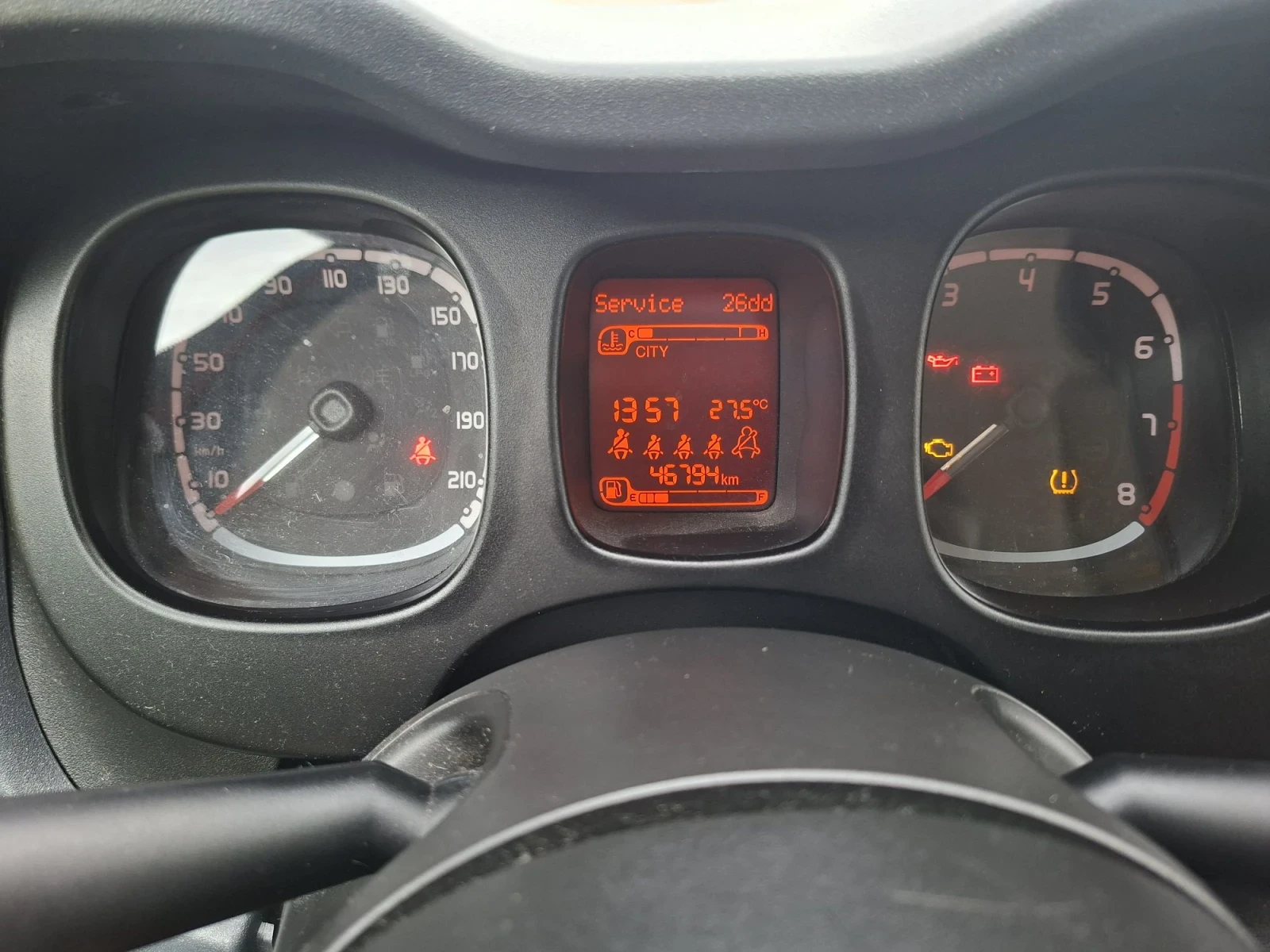 Fiat Panda 1.2i* 46000km* Клима, снимка 14 - Автомобили и джипове - 56040636