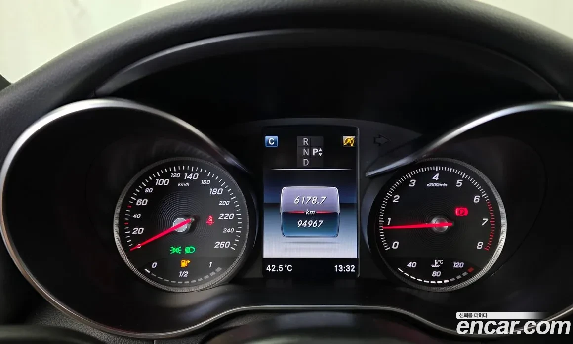 Mercedes-Benz C 200 AMG LINE * КРАЙНА ЦЕНА* FULL MAX, снимка 11 - Автомобили и джипове - 56049581