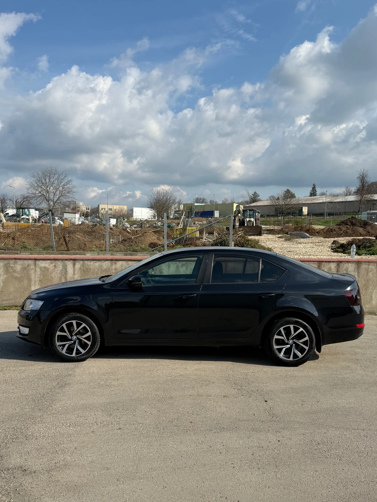 Skoda Octavia, снимка 2 - Автомобили и джипове - 56248780