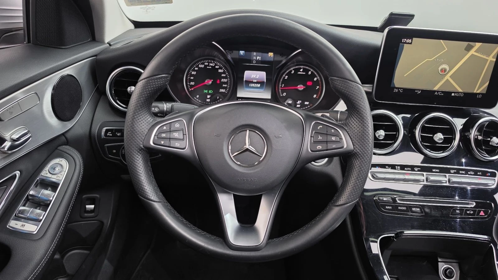 Mercedes-Benz C 200, снимка 13 - Автомобили и джипове - 56685746