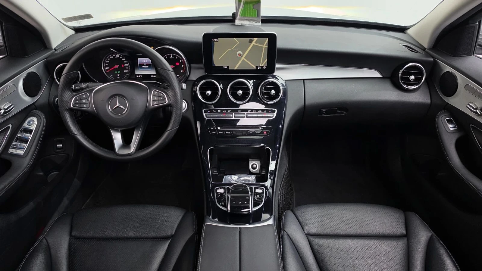 Mercedes-Benz C 200, снимка 7 - Автомобили и джипове - 56685746