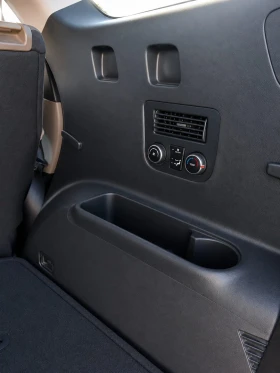 Hyundai Santa fe Hyundai Grand Santa Fe 3.3 GDI V6 AWD ГАЗ | Auto.bg — изображение 4