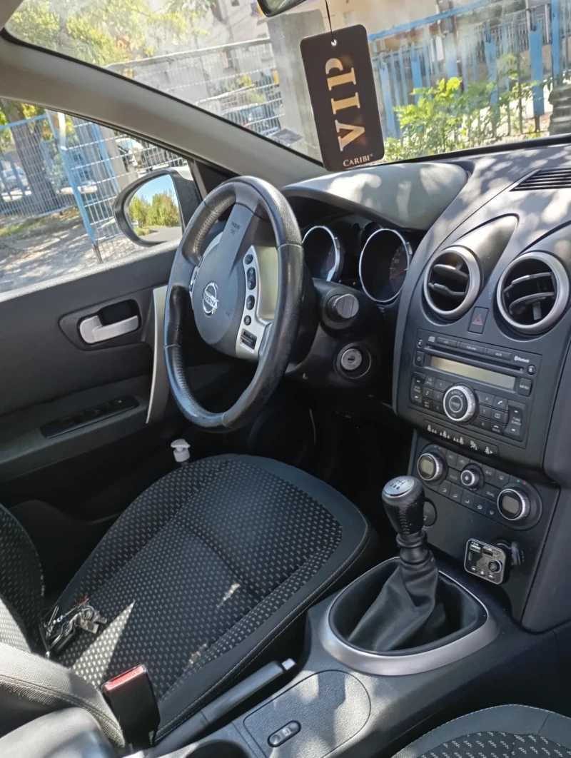 Nissan Qashqai, снимка 10 - Автомобили и джипове - 47507015