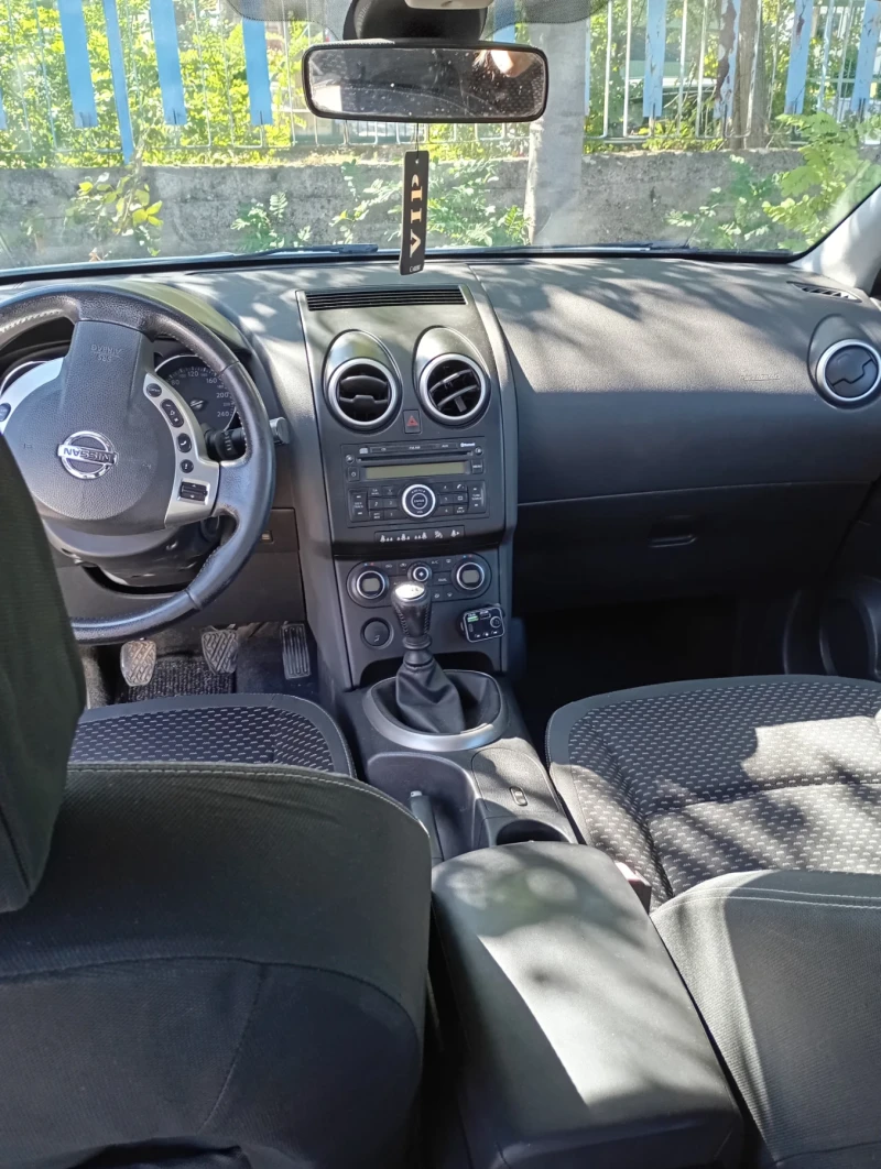 Nissan Qashqai, снимка 9 - Автомобили и джипове - 47507015