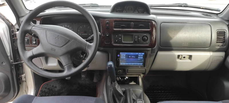 Mitsubishi Pajero sport, снимка 9 - Автомобили и джипове - 52505725