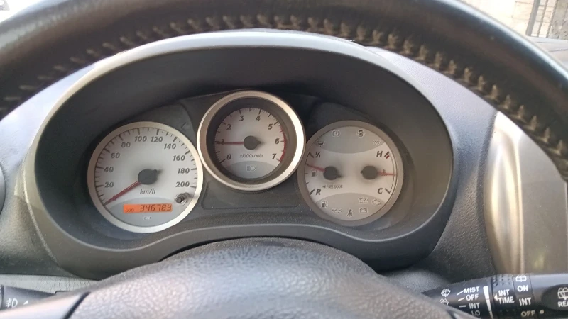 Toyota Rav4 2.0 ДИЗЕЛ116ск.4Х4, снимка 7 - Автомобили и джипове - 52306780