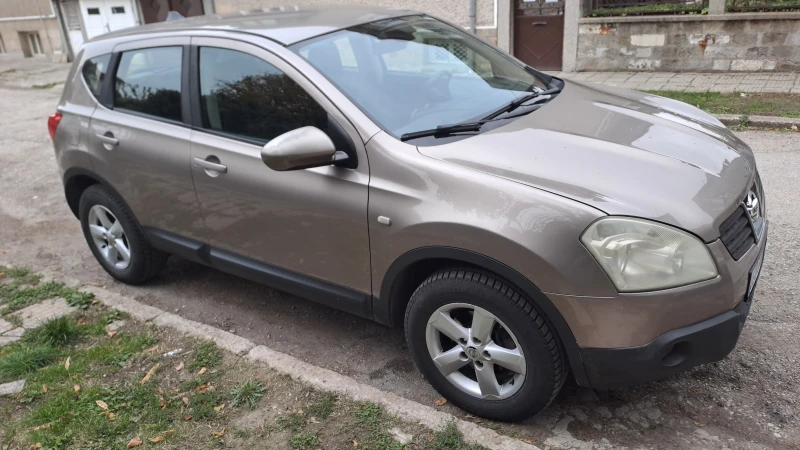 Nissan Qashqai, снимка 4 - Автомобили и джипове - 52723821