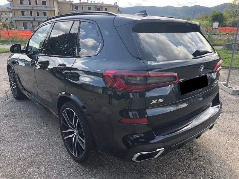 BMW X5 3.0d xDrive M-Pack, снимка 3 - Автомобили и джипове - 52133534