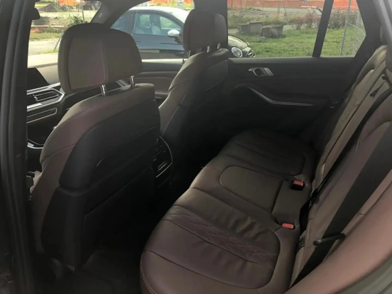 BMW X5 3.0d xDrive M-Pack, снимка 8 - Автомобили и джипове - 52133534