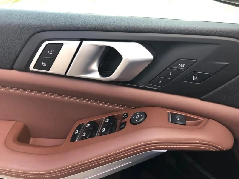 BMW X5 3.0d xDrive M-Pack, снимка 10 - Автомобили и джипове - 52133534