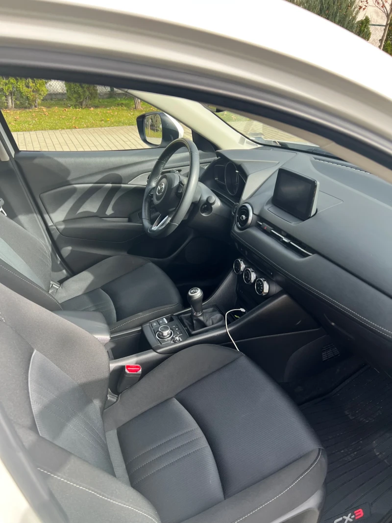 Mazda CX-3, снимка 10 - Автомобили и джипове - 52489546