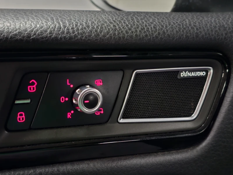 VW Touareg 3.0TDI, ВЪЗДУХ, DYNAUDIO, снимка 16 - Автомобили и джипове - 53245501