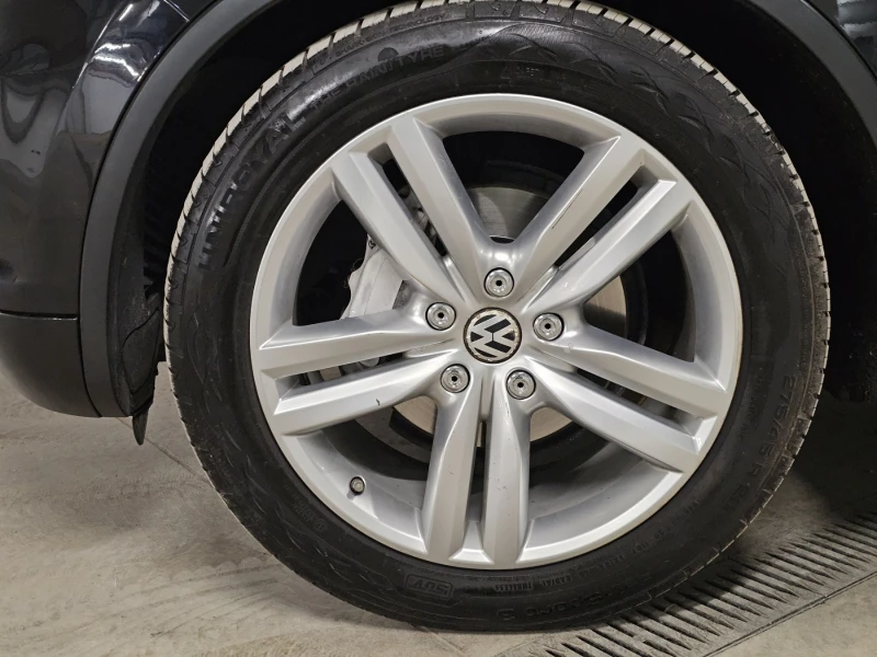 VW Touareg 3.0TDI, ВЪЗДУХ, DYNAUDIO, снимка 17 - Автомобили и джипове - 53245501