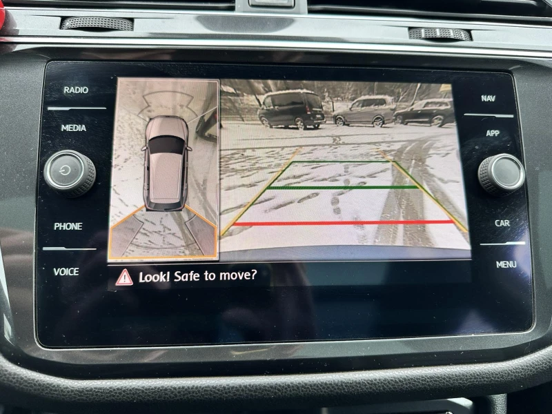 VW Tiguan VW Tiguan Fender /Highline/ PANO/360/, снимка 11 - Автомобили и джипове - 53326640