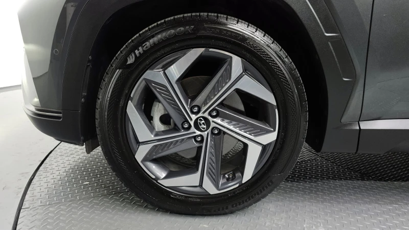 Hyundai Tucson 2.0 CRDI / АВТОМАТИК / СЕРВИЗНА ИСТОРИЯ !!!, снимка 5 - Автомобили и джипове - 53442399