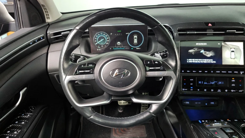 Hyundai Tucson 2.0 CRDI / АВТОМАТИК / СЕРВИЗНА ИСТОРИЯ !!!, снимка 10 - Автомобили и джипове - 53442399