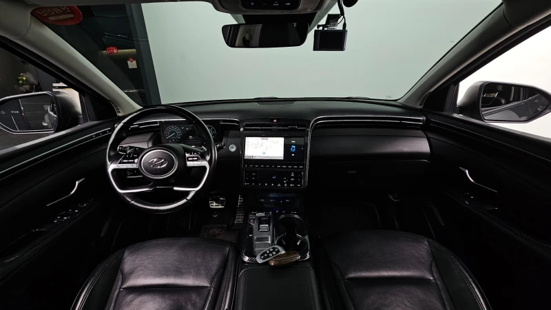 Hyundai Tucson 2.0 CRDI / АВТОМАТИК / СЕРВИЗНА ИСТОРИЯ !!!, снимка 7 - Автомобили и джипове - 53442399