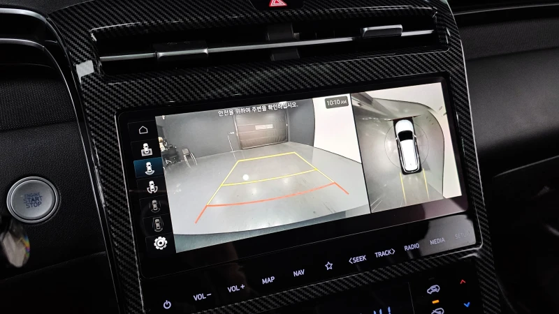 Hyundai Tucson 2.0 CRDI / АВТОМАТИК / СЕРВИЗНА ИСТОРИЯ !!!, снимка 13 - Автомобили и джипове - 53442399