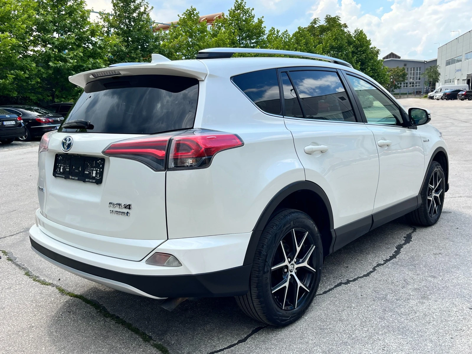 Toyota Rav4 2.5 HYBRID-155кс - изображение 4