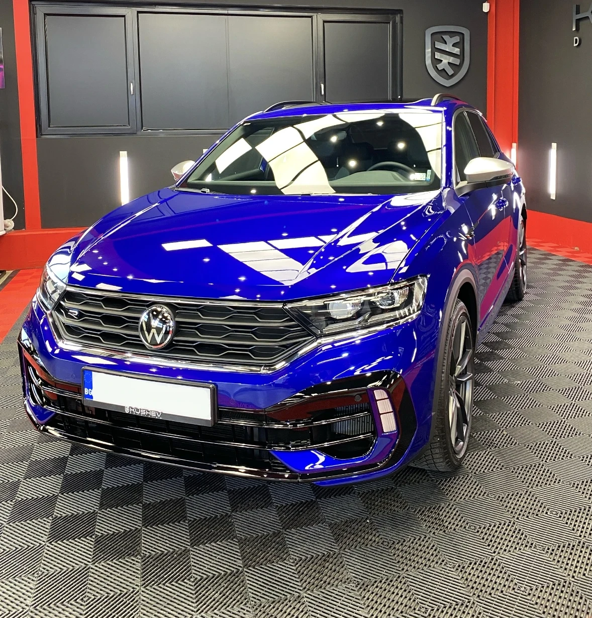 VW T-Roc R 300HP В ГАРАНЦИЯ Akrapovic Panorama PPF Ceramic - изображение 8